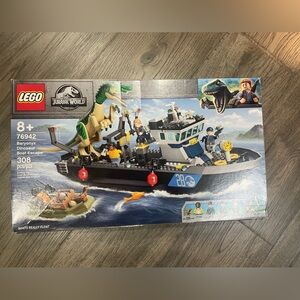 LEGO Jurassic World Baryonyx Boat Adventure Set